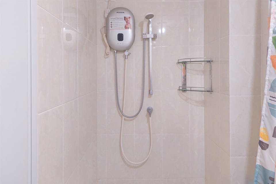 Good Place Studio Apartment M-Town Residence Near Summarecon Mall Apartment in Indonesia