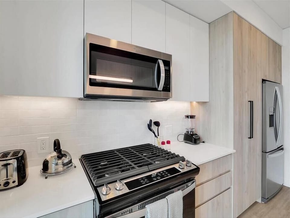 Downtown Phoenix Phoenix 2 Bedroom Kitchen