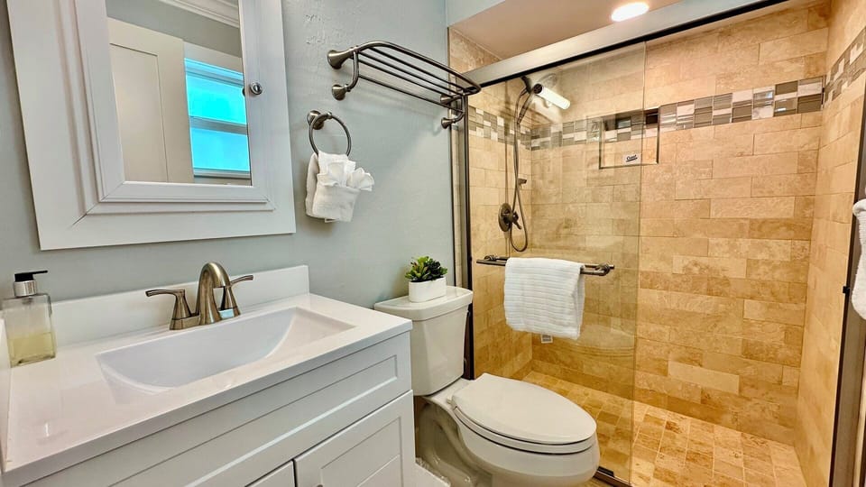 Primary bath.