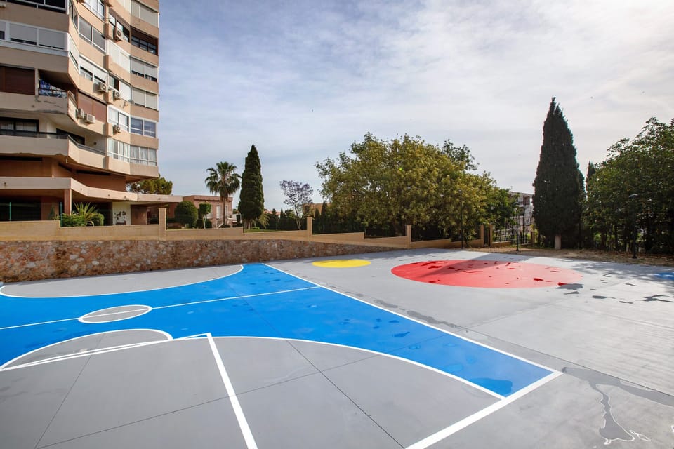 Sport court