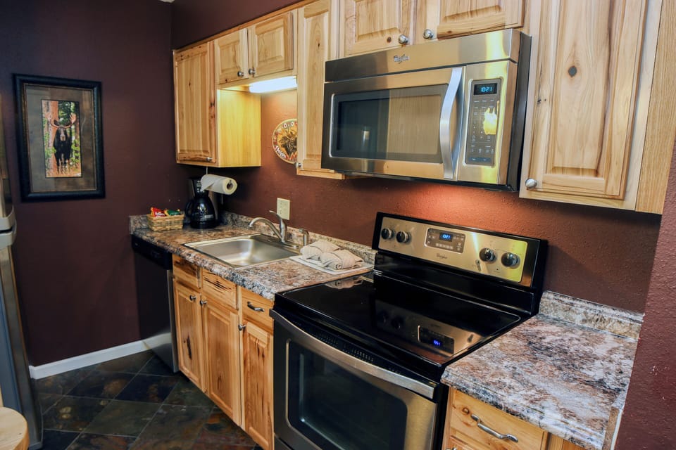 Full Kitchen