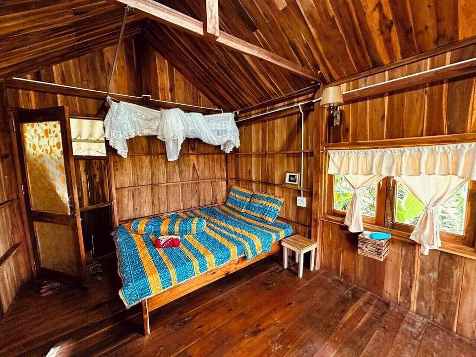 Comfort Bungalow, Garden View | 1 bedroom, individually decorated, individually furnished, desk