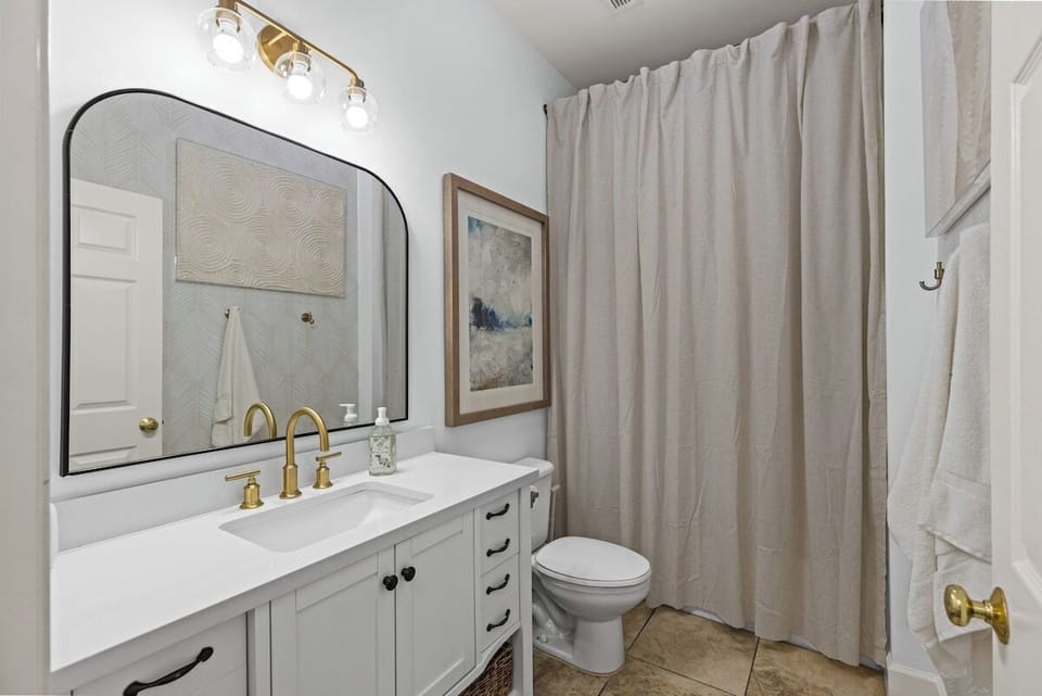 Full Bath