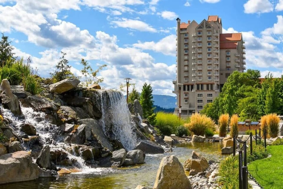 The famous Coeur d'Alene Resort is just down the road. Stop in for some of the best restaurants in town