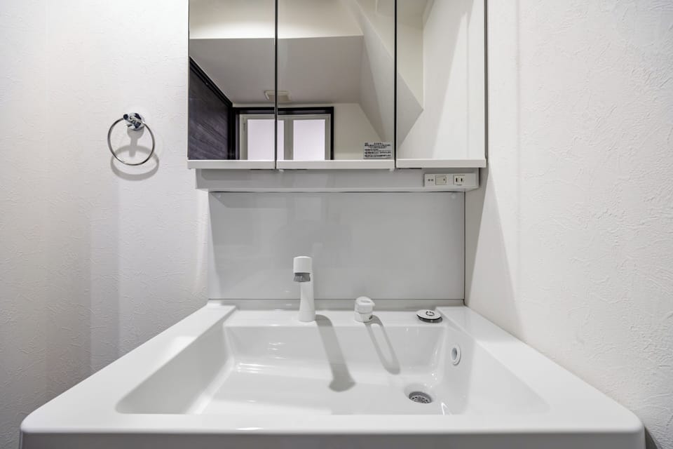 SeRENO Shinmachi 801 Apartment in Osaka