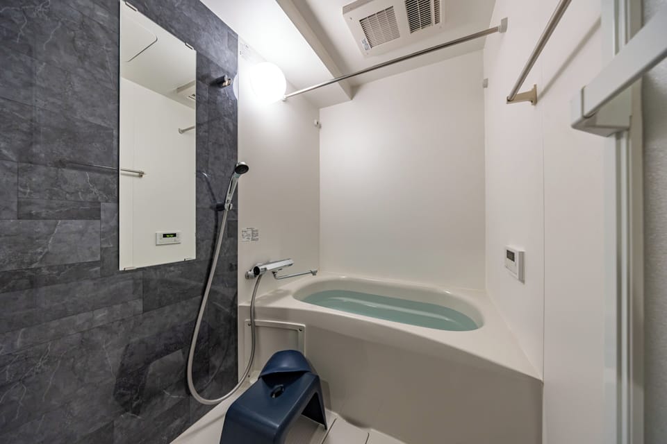 SeRENO Shinmachi 801 Apartment in Osaka