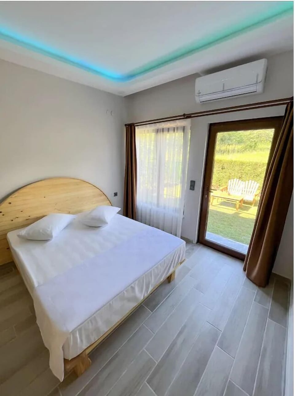 Standard Room | Egyptian cotton sheets, premium bedding, free WiFi, bed sheets