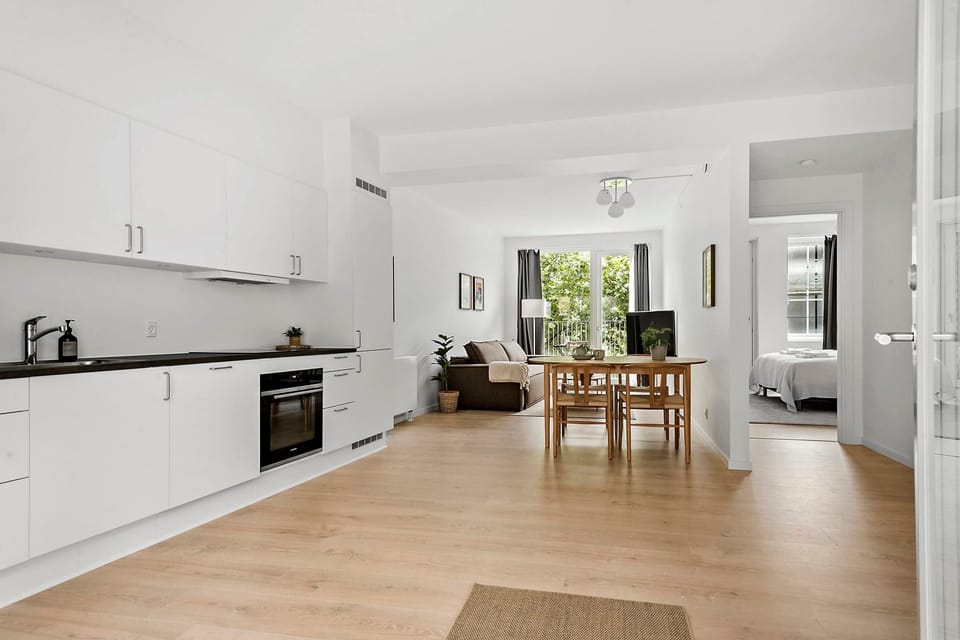 Fully equipped kitchen with all amenities you need to show off your cooking skills