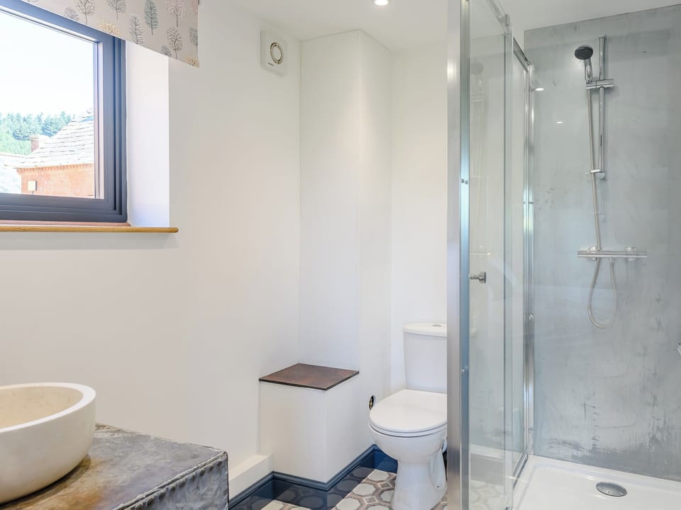 Shower room | Go Cart Barn - Woodend Farm, Huntley