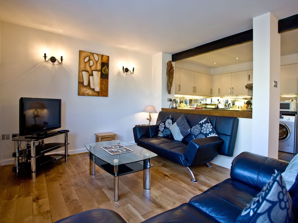 Living area | 3 Torwood Gables - Torwood Gables, Torquay