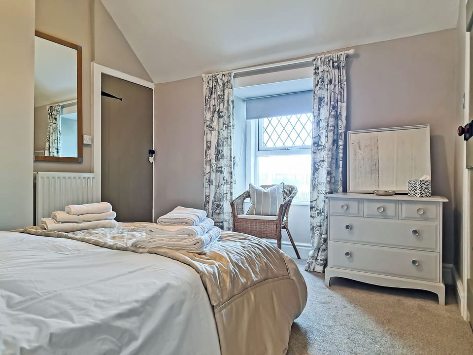 Double bedroom | Hawthorn Cottage, Southerness near Dumfries