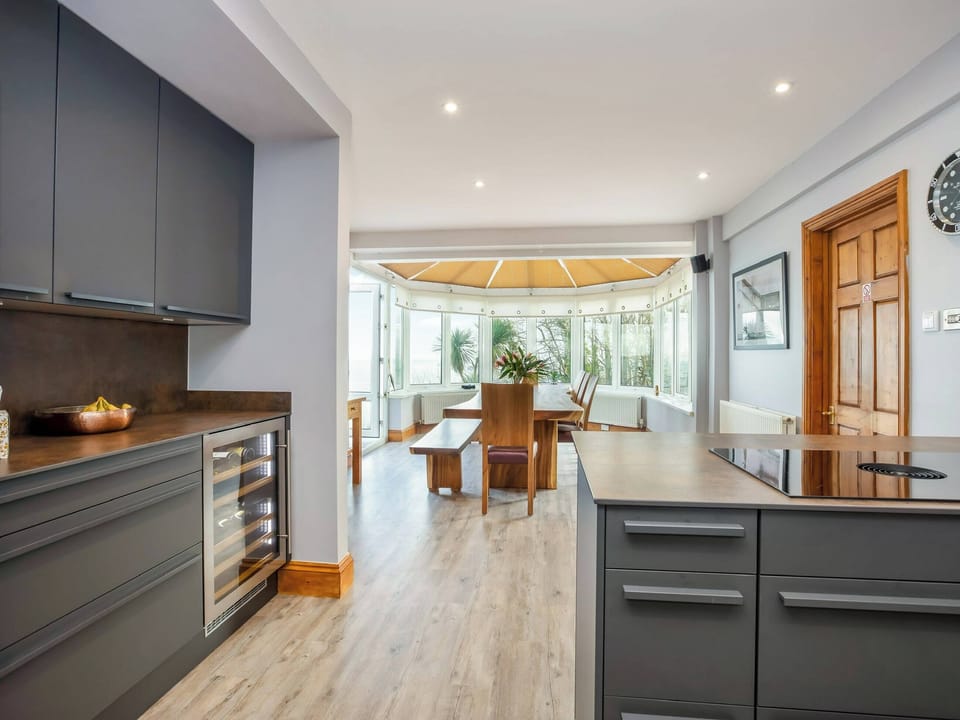 Kitchen | Cliff Lodge, Torquay
