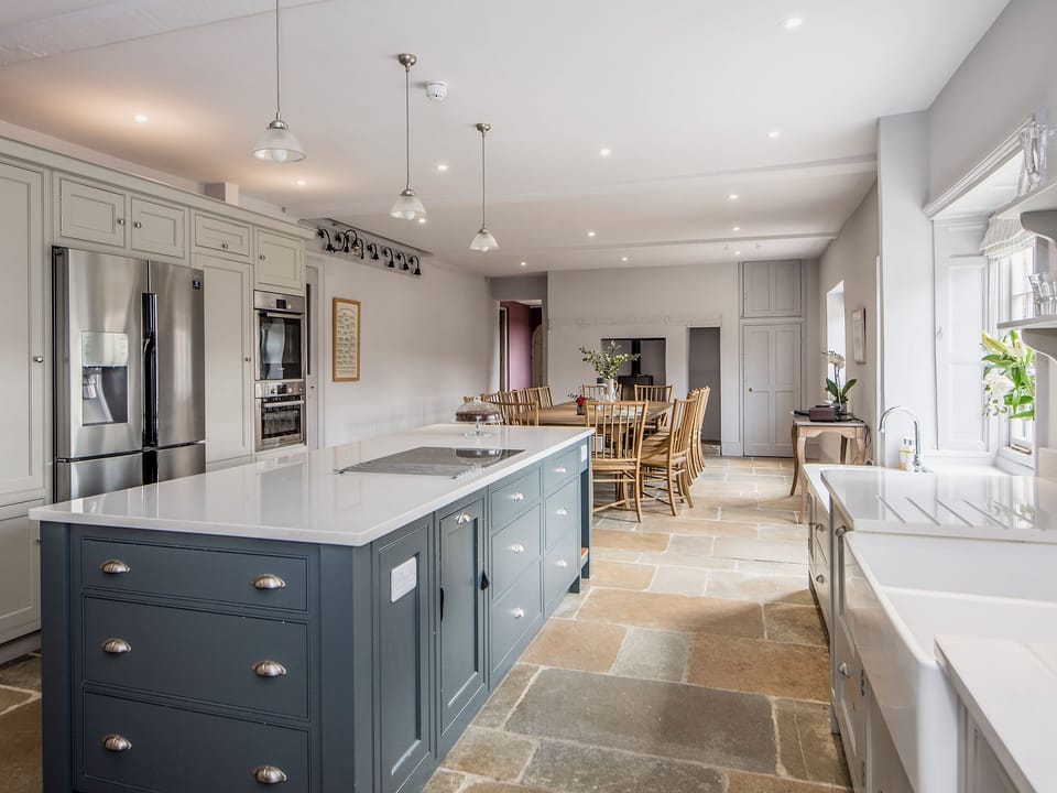 Attractive kitchen and dining room with up-to-date conveniences | The Manor House, Syderstone, near Fakenham