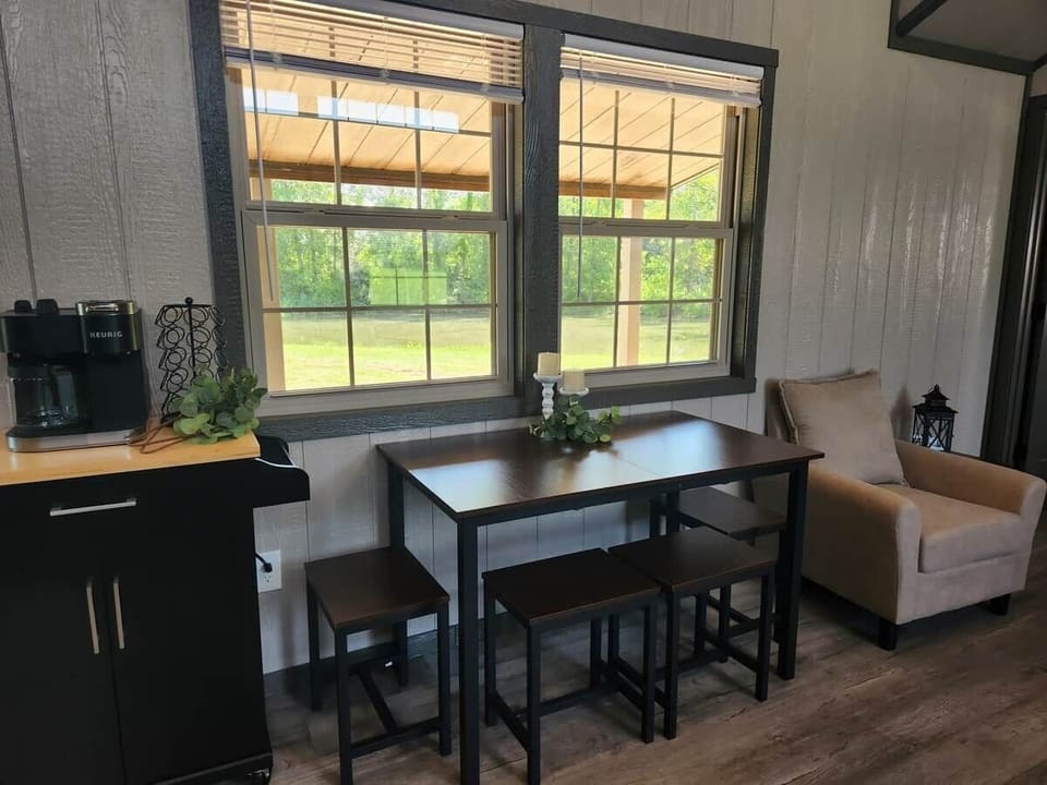 Dining Area & Coffee Bar