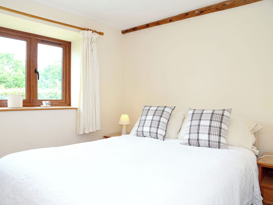 Double bedroom | The Dairy at Copper Beeches, Petersfield