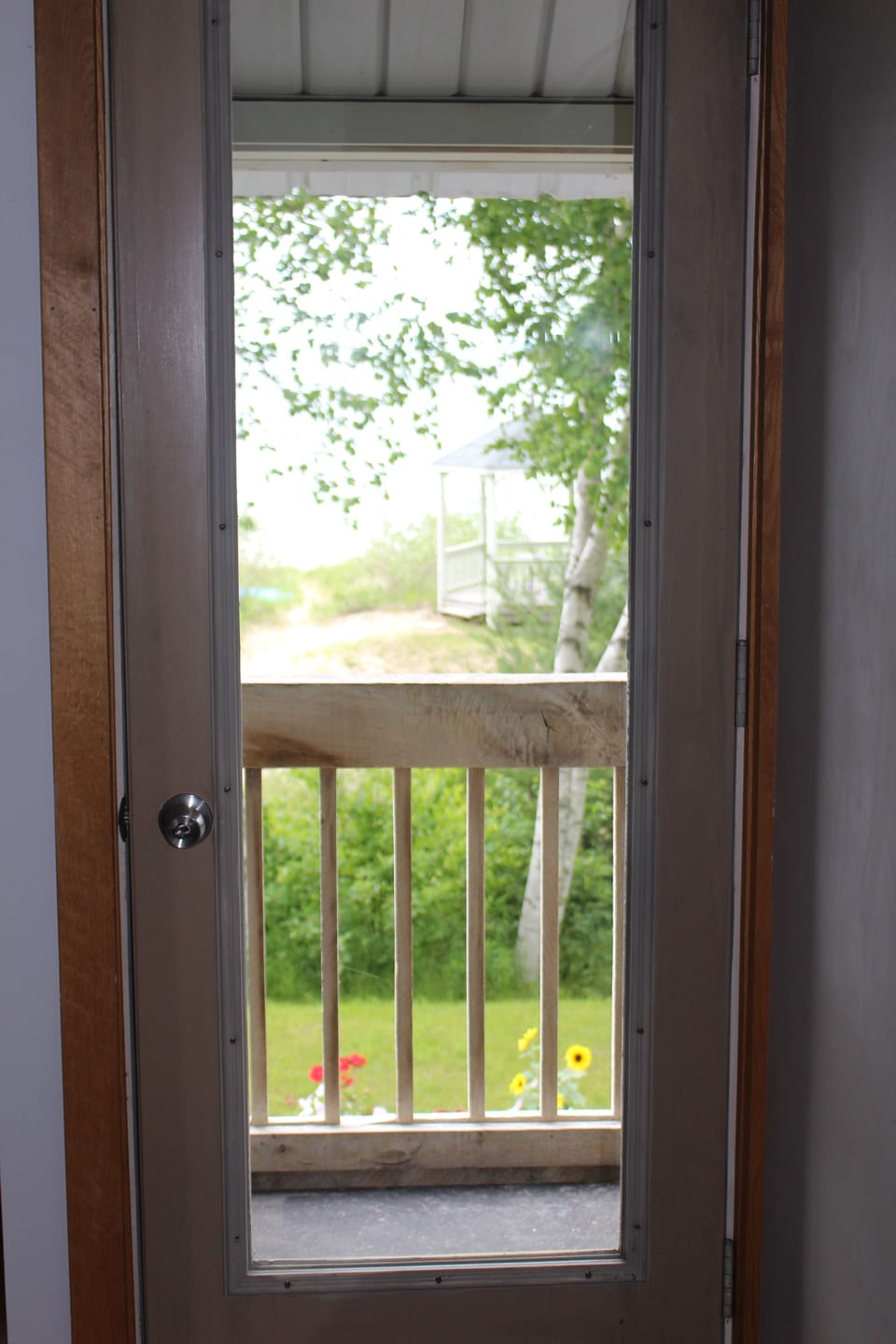 door to private deck from master bedroom