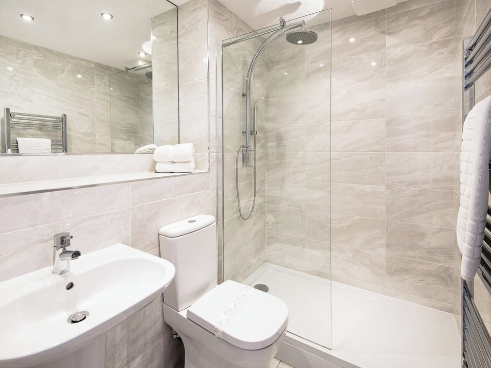 En suite modern shower room | Spindrift, Seahouses