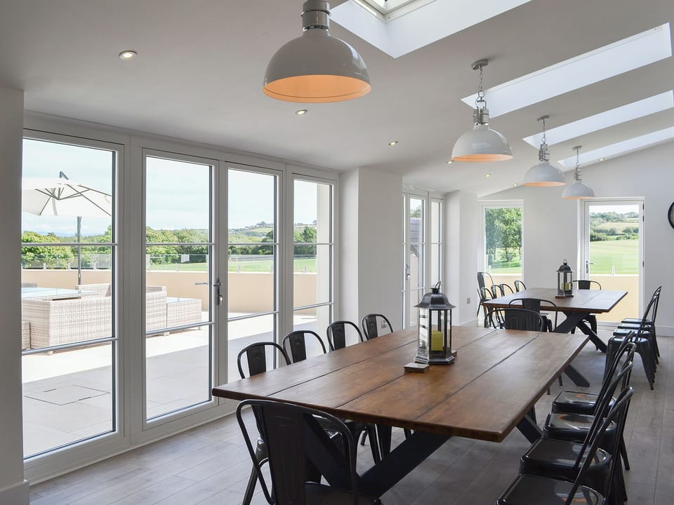 Kitchen/diner | Llwyn Du, Abersoch, near Pwllheli