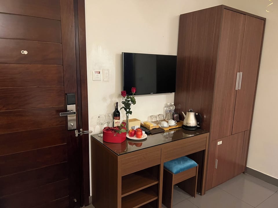 Standard Double Room | Premium bedding, free minibar items, in-room safe, desk