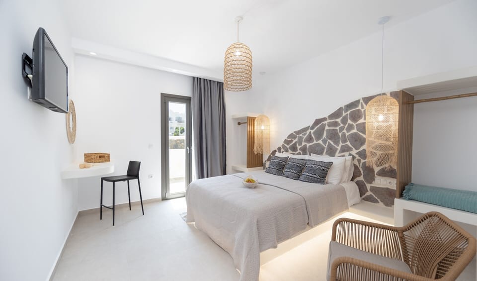 Comfort Apartment, 2 Bedrooms, Kitchen, Oceanfront | 2 bedrooms, Egyptian cotton sheets, premium bedding, in-room safe