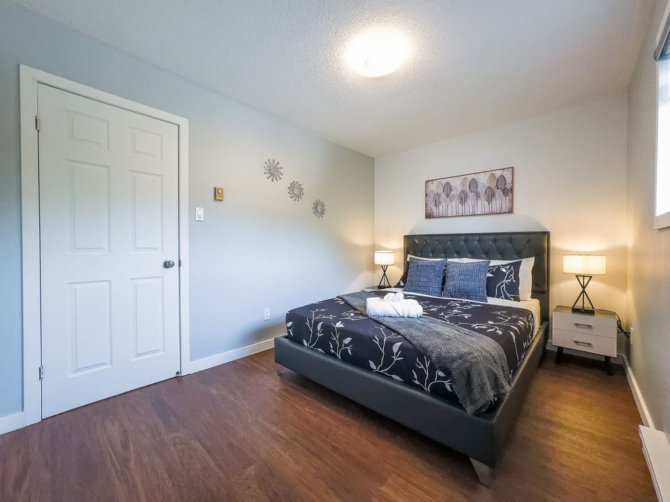 Queen Size Bed