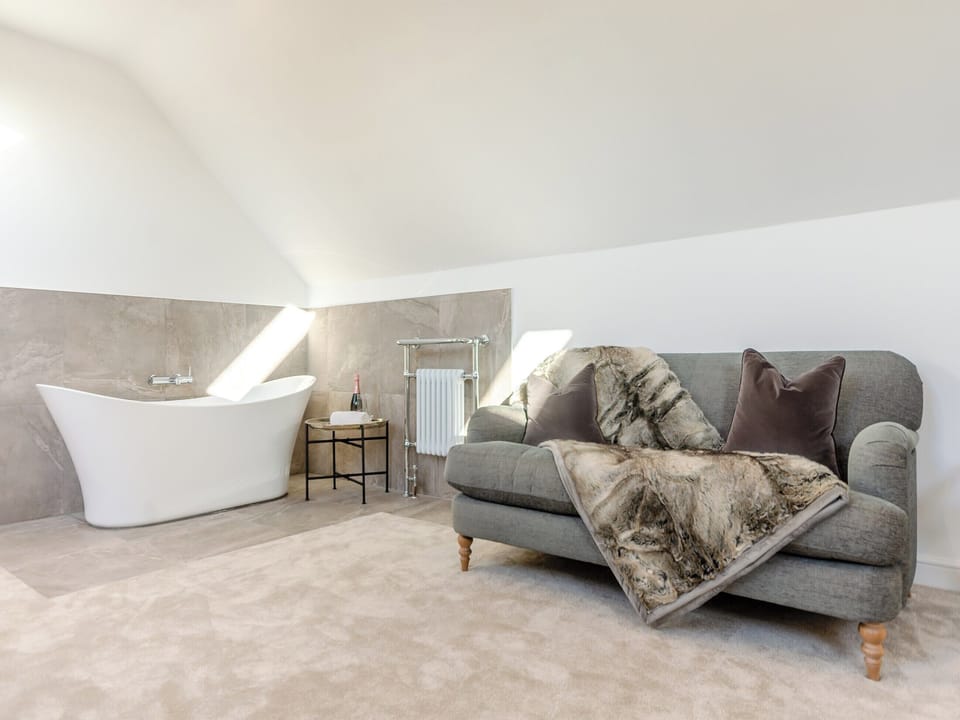 Double bedroom | The Milling Shed - Little Corkhill Farm Holidays, Newark