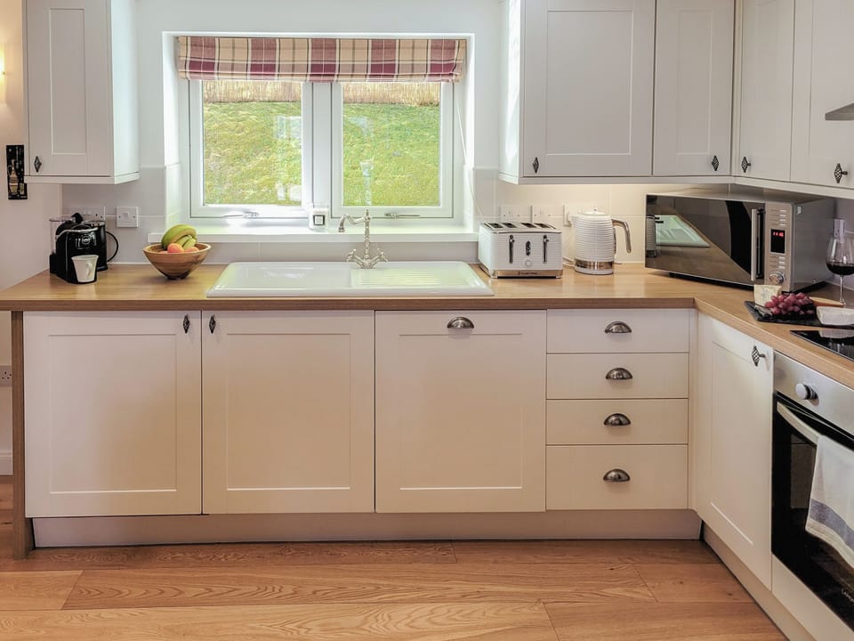 Kitchen area | Tawny Cottage, Wester Essendy near Blairgowrie