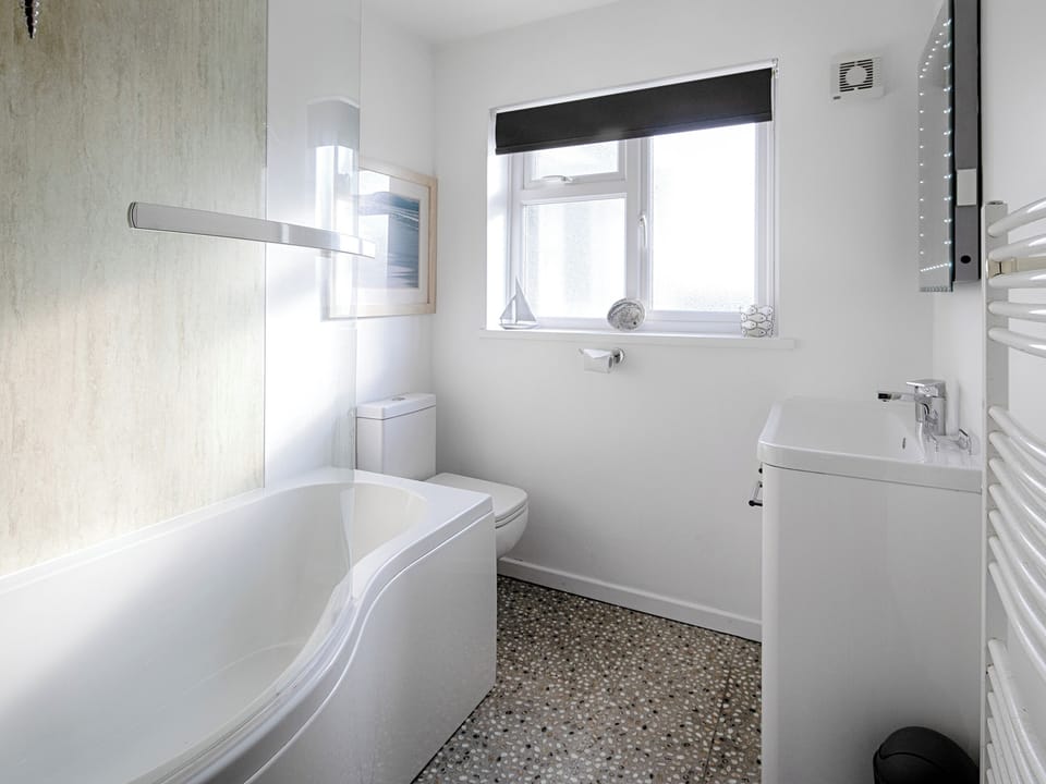 Bathroom | Llechwedd, Morfa Nefyn, Pwllheli