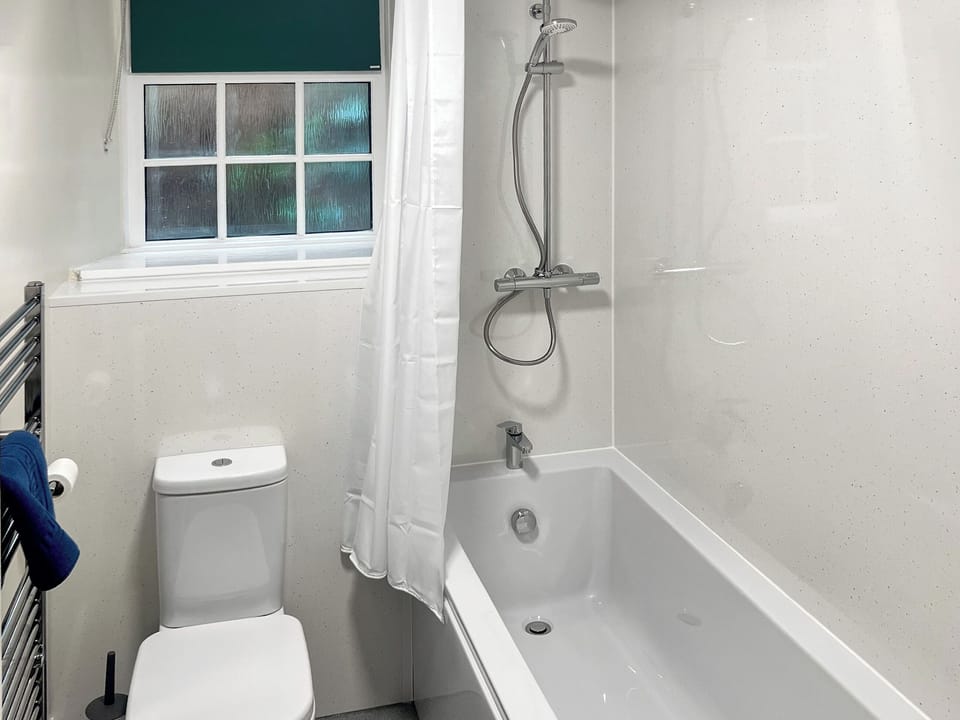 Bathroom | Blencathra Retreat - Latrigg View - Blencathra Retreats, Threlkeld, near Keswick 