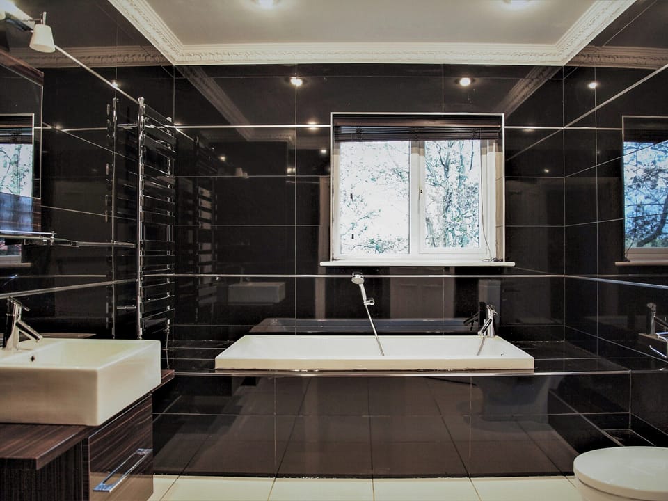 Bathroom | The Farmhouse at Ream Hills, Weeton, near Blackpool
