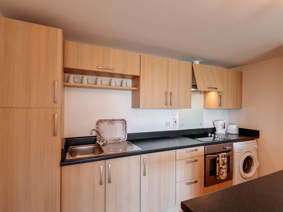 Kitchen | 2 Red Rock - Red Rock Apartments, Dawlish Warren