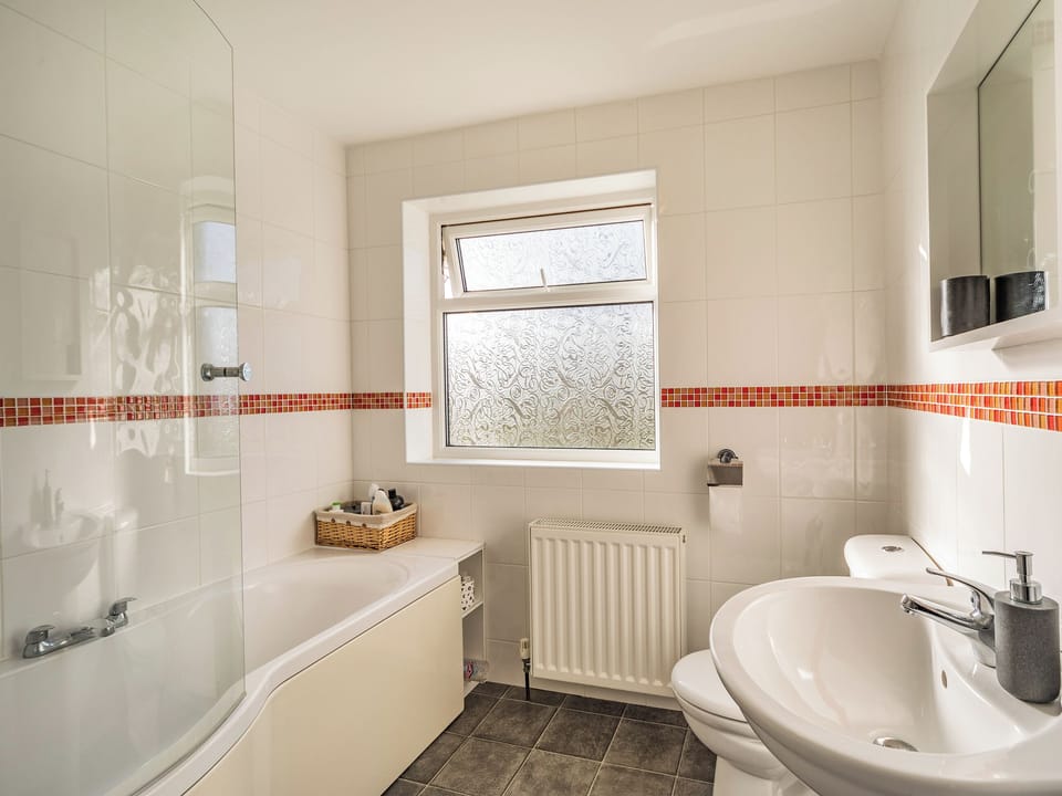 Bathroom | Blue House, Elsdon