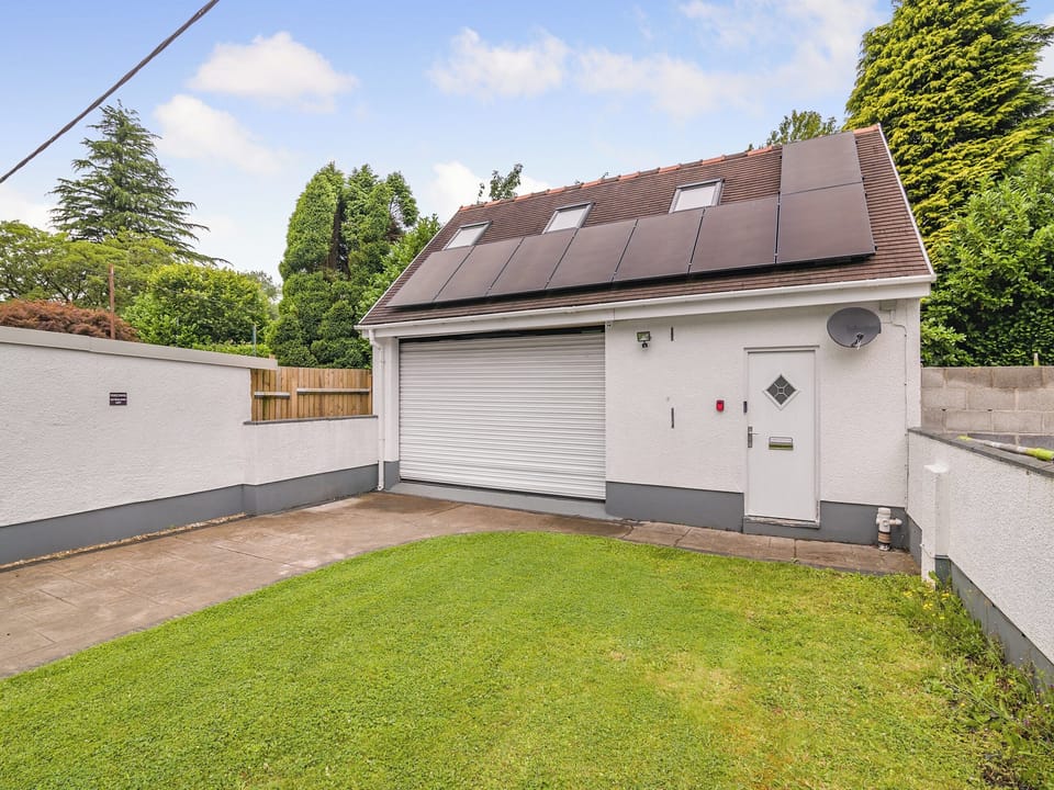 Exterior | The Loft, Glynneath, near Neath