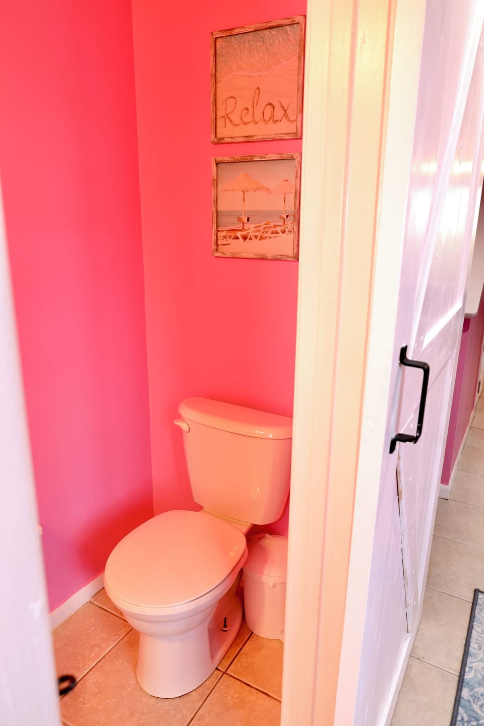Half bath on main floor (1)