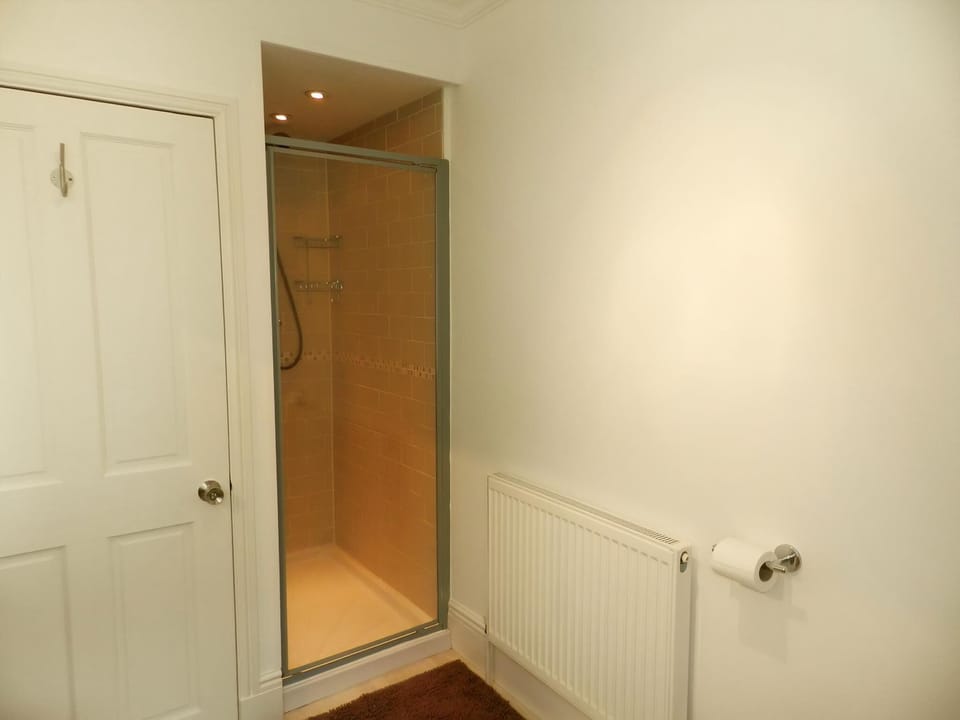 Ground floor shower room | Craegard House, Corrie, Isle of Arran