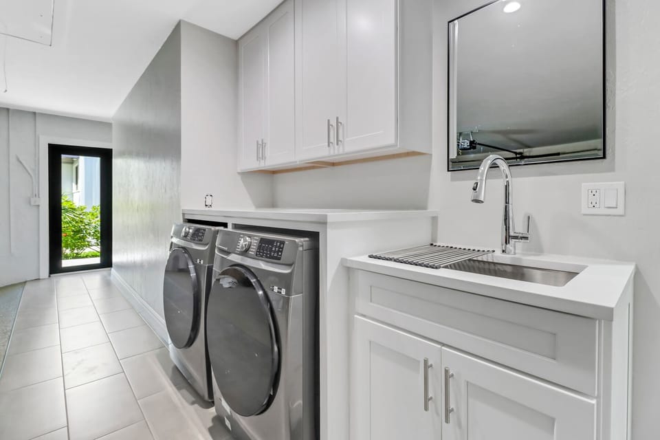 Washer and dryer 