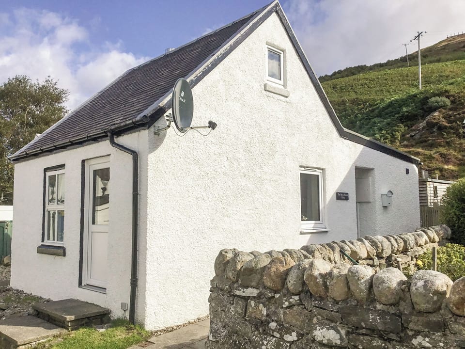 Exterior | The Back House - The Apostles, Catacol, near Lochranza