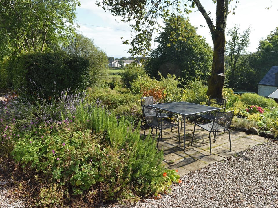 Outdoor area | Old Steading, Brodick