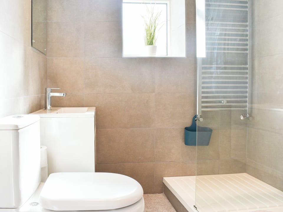 Shower room | Kelia Cottage - Kirby Hall Cottages, Kirby Hill, near Richmond