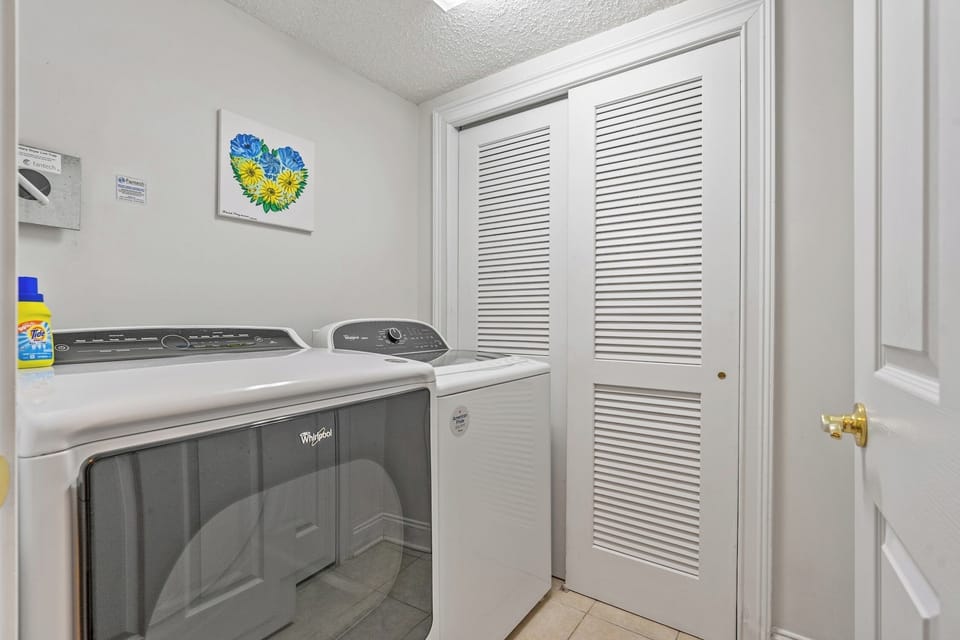 Never underestimate the convenience of a washer & dryer in your unit.