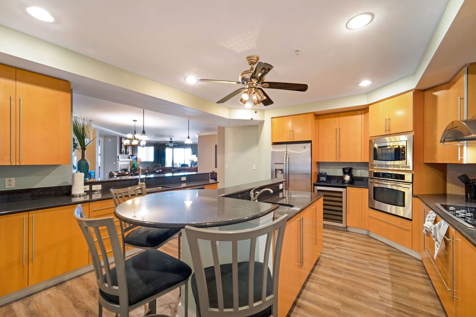 Large kitchen