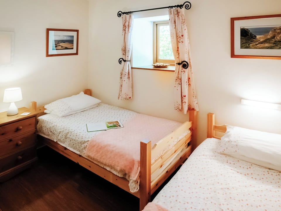 Bedroom | Cob Cottage, Gower