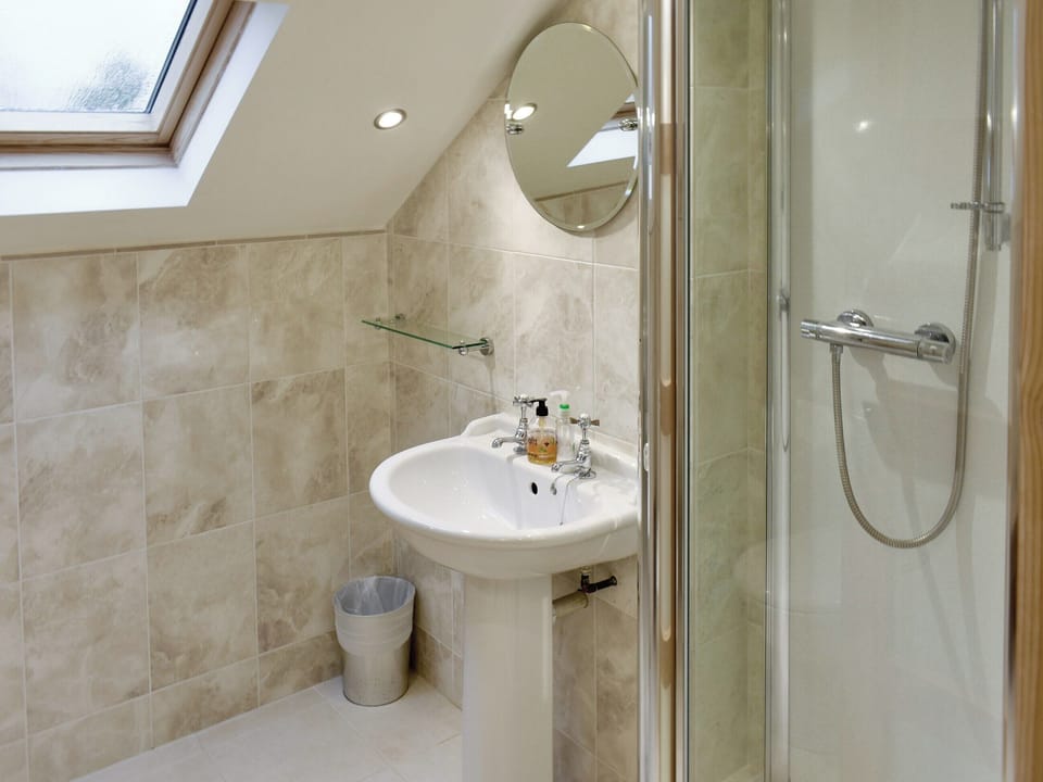 Shower room | Ardbeag, Whiting Bay, Isle of Arran