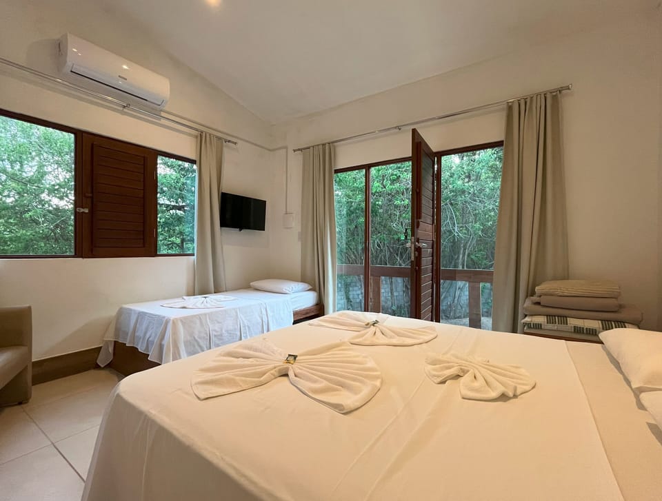 Traditional Room, Non Smoking, Garden View | Premium bedding, free WiFi, bed sheets
