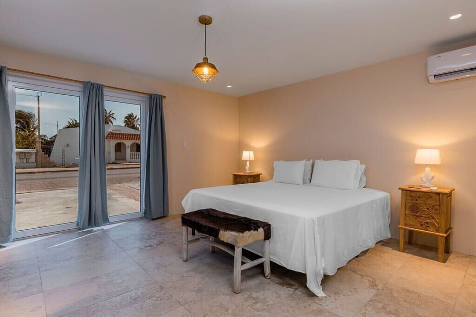 New Mediterranean Villa 5Bed/5Bath across-Marriott (20255)