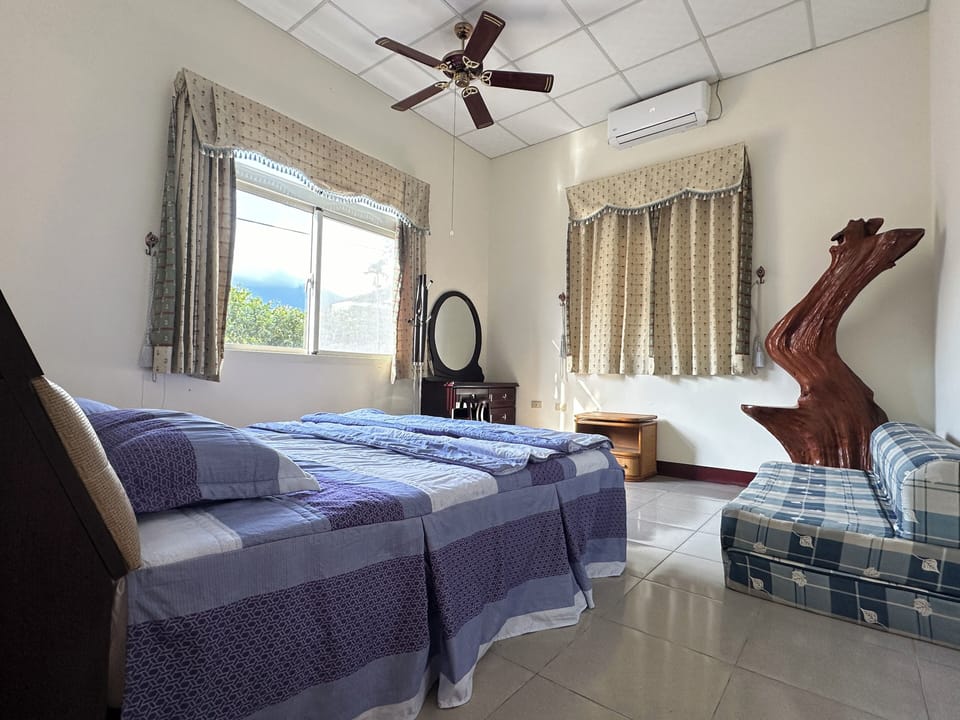 Basic Villa, Patio, Mountain View | 4 bedrooms