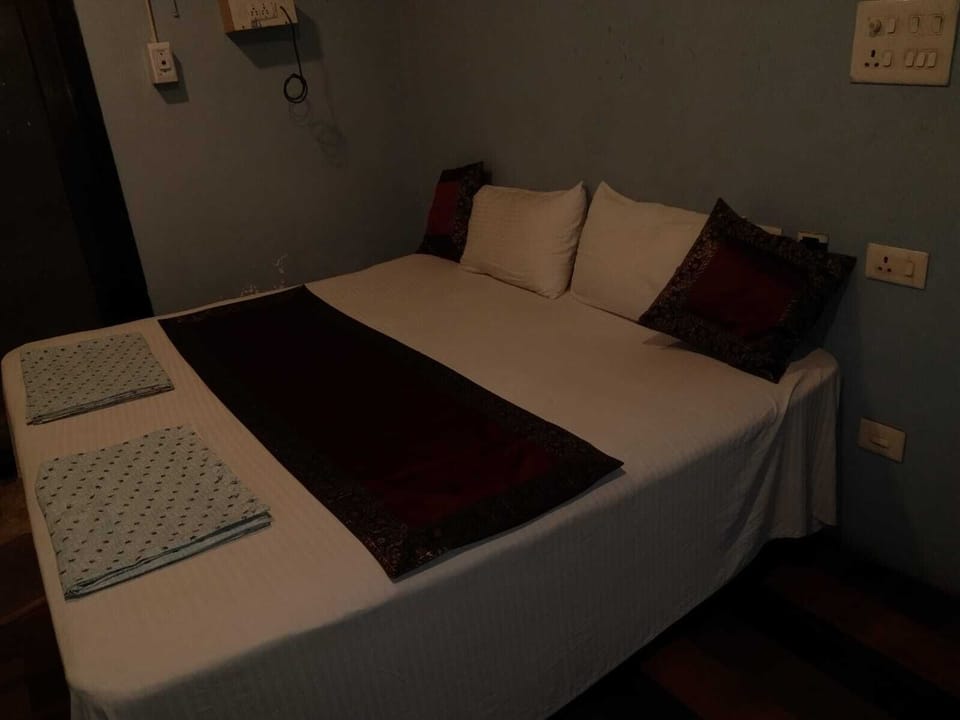 Standard Room | Free WiFi