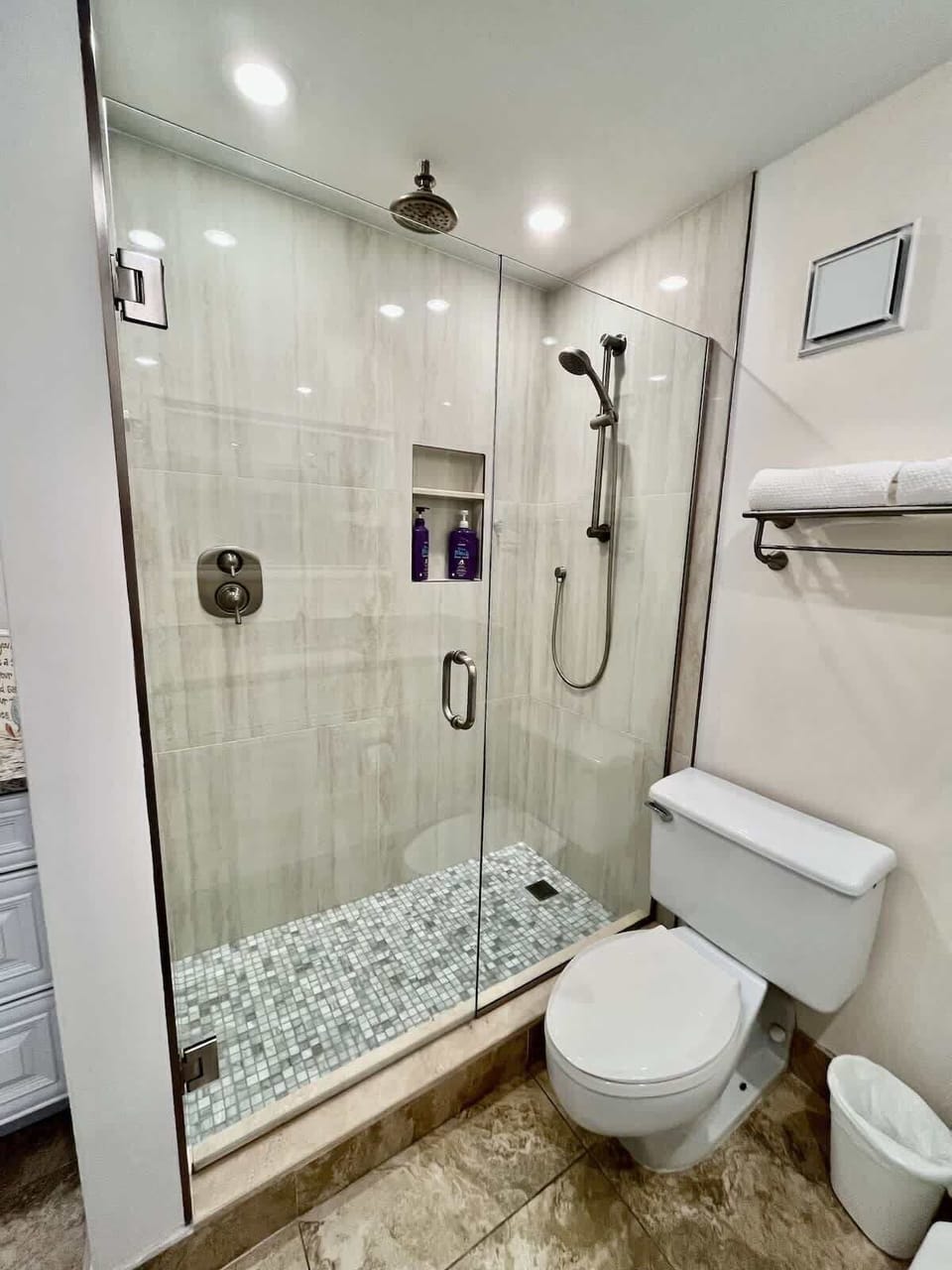 Luxury Shower With Rain Head. 