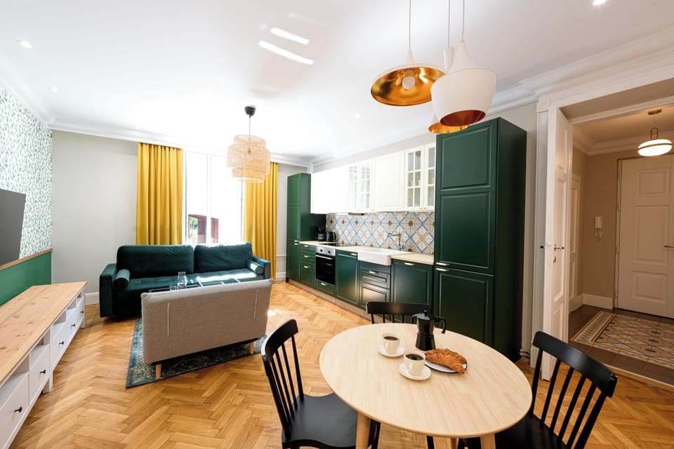 Apartment | Private kitchen | Fridge, oven, stovetop, dishwasher