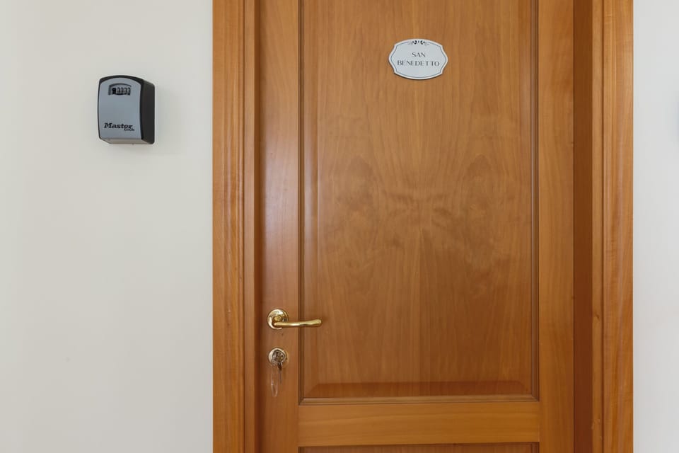 Standard Double or Twin Room, City View | Memory foam beds, in-room safe, desk, laptop workspace